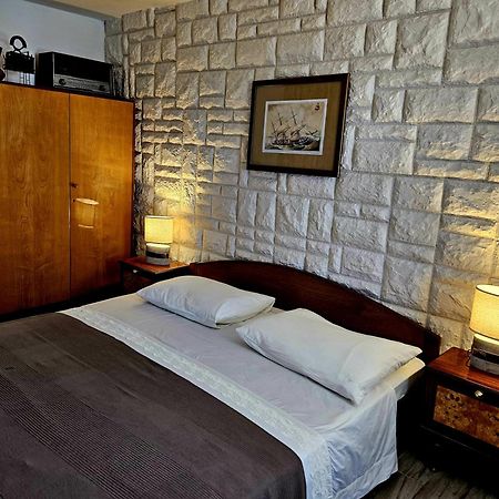 Small House Postup Orebic Bagian luar foto